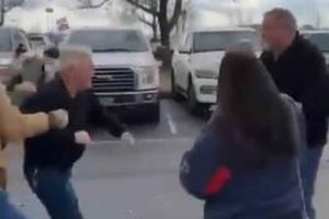 ¡Se armó la bronca! Aficionados de Titans llegaron a los golpes en el estacionamiento del estadio