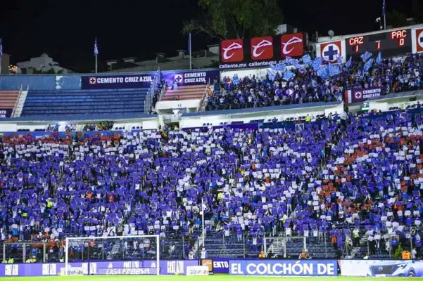 ¿No estaba listo? La red de una portería se safó en el juego de Cruz Azul vs Pachuca