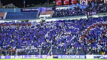 ¿No estaba listo? La red de una portería se safó en el juego de Cruz Azul vs Pachuca