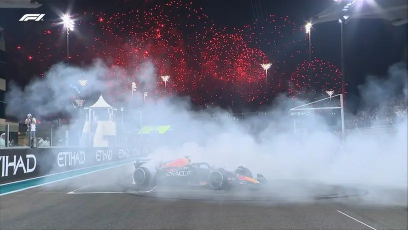 Max Verstappen conquista el GP de Abu Dhabi; 'Checo' acaba en el cuarto lugar
