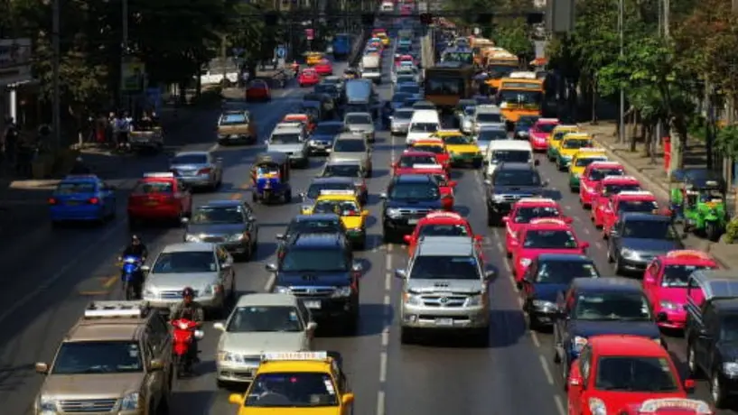 Hoy No Circula Sabatino: ¿Qué autos y placas descansan en la CDMX?