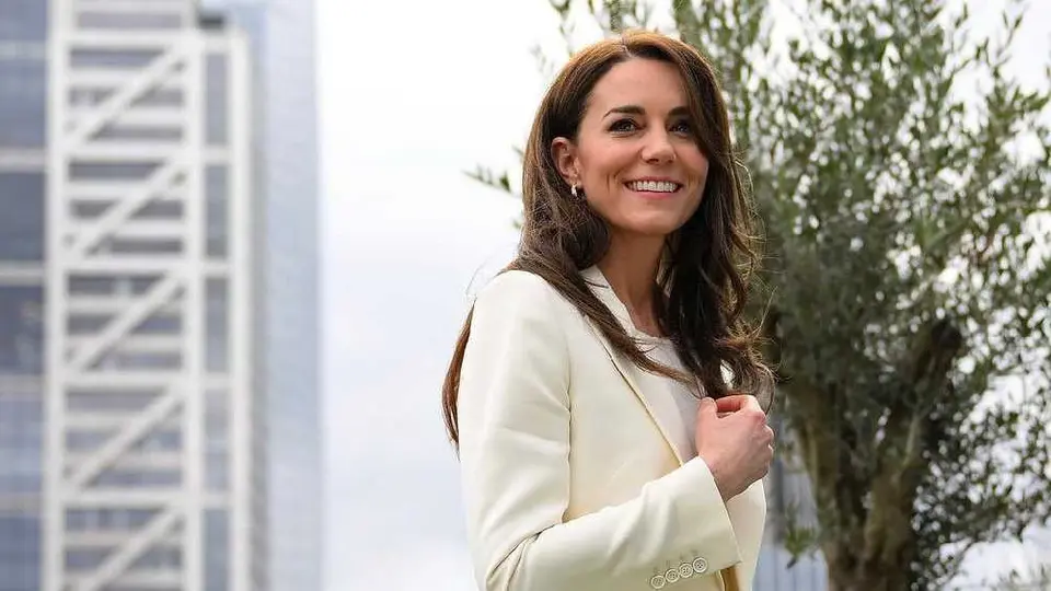 Kate Middleton fue hospitalizada por una cirugía abdominal