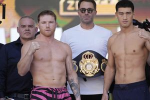 Bivol sobre la revancha ante Canelo Álvarez: "Si él la quiere está bien"