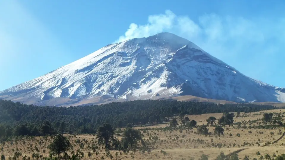 Reportan nieve en el Popocatépetl, Iztaccíhuatl y Nevado de Toluca