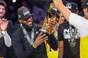 ¡El Rey de la NBA! LeBron y Lakers se coronan en el In-Season Tournament