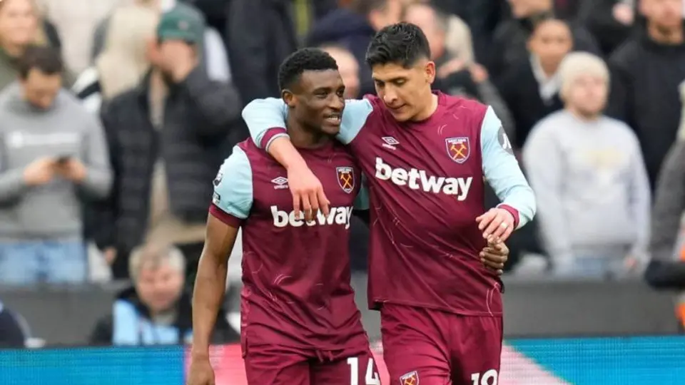 Gol de Edson Álvarez está nominado a lo mejor de diciembre en West Ham