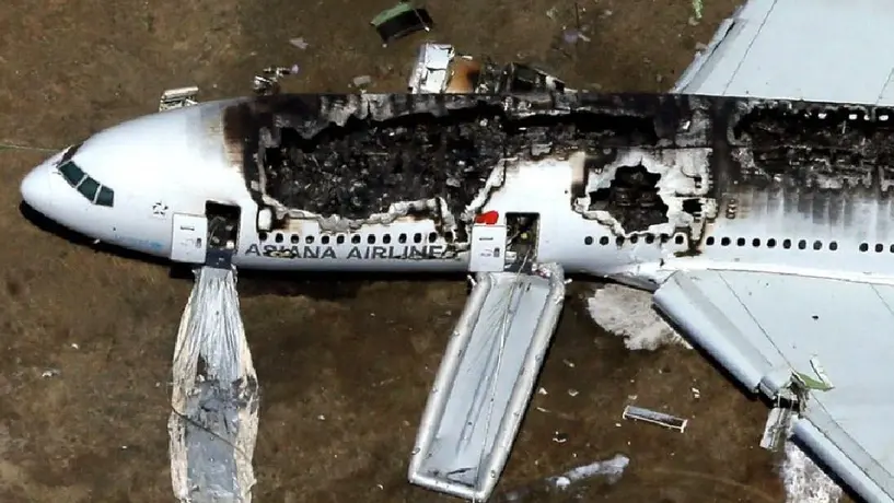 Reportan caída de avión de Northwestern Air en Canadá; se habla de 10 muertos