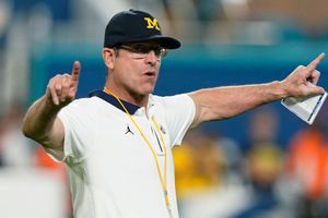 Jim Harbaugh head coach de Chargers se pone como objetivo ganar el Super Bowl
