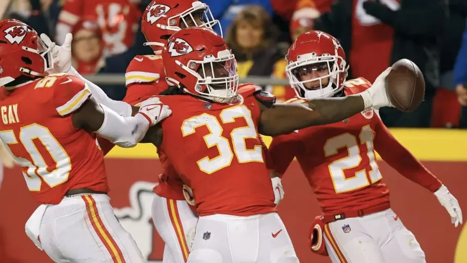 Kansas City vs Las Vegas Raiders: ¿A qué hora y dónde ver la NFL de navidad?