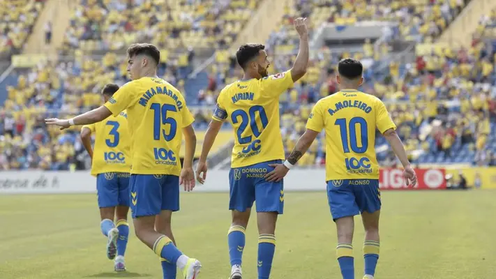 Las Palmas, sin Julián Araujo, golean al Villarreal en Los Carmenes