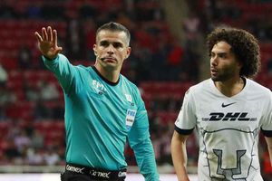 ¿Hubo ayuda? Álvaro Morales asegura que hubo 'error arbitral' en el Chivas-Pumas