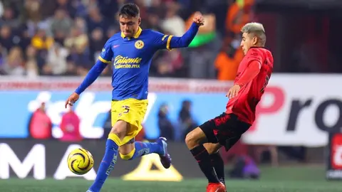DJ de Xolos trolea a Emilio Lara tras falla en el Estadio Caliente