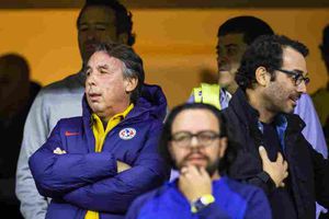 Emilio Azcárraga celebró título de América con aficionados y jugadores