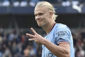 Erling Haaland 'se viste' de Santa para la Navidad y rompe el internet