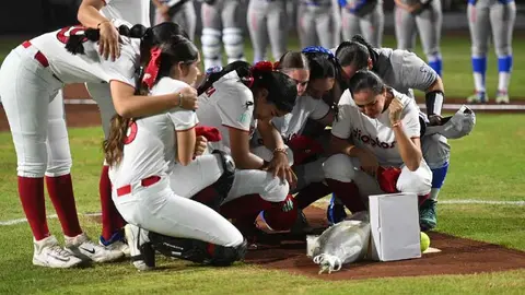 ¡De Luto! Charros y Diablos Rojos rinden homenaje a esposa e hijo fallecidos del mánager “Chino” Corvera