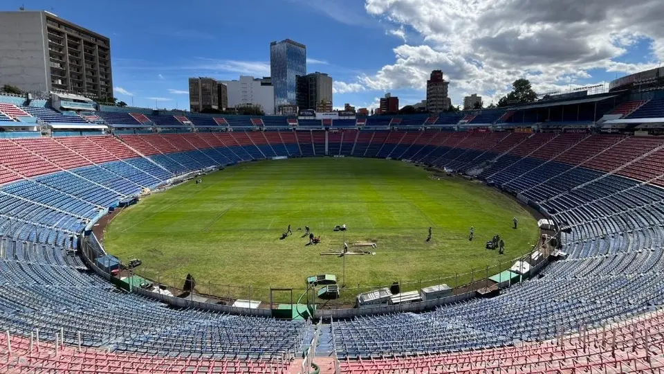 Estadio Ciudad de los Deportes y otros recintos que tienen dos nombres