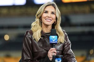 Charissa Thompson, reportera de Fox Sports, pide perdón tras revelar que inventaba declaraciones