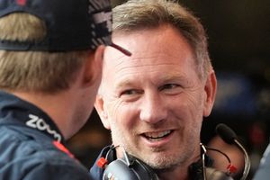 ¡La 'novela' sigue! Christian Horner afirma que el padre de Lewis Hamilton sí buscó a Red Bull