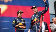 F1: Max Verstappen y 'Checo' Pérez hacen equipo en una carrera de aerodeslizadores
