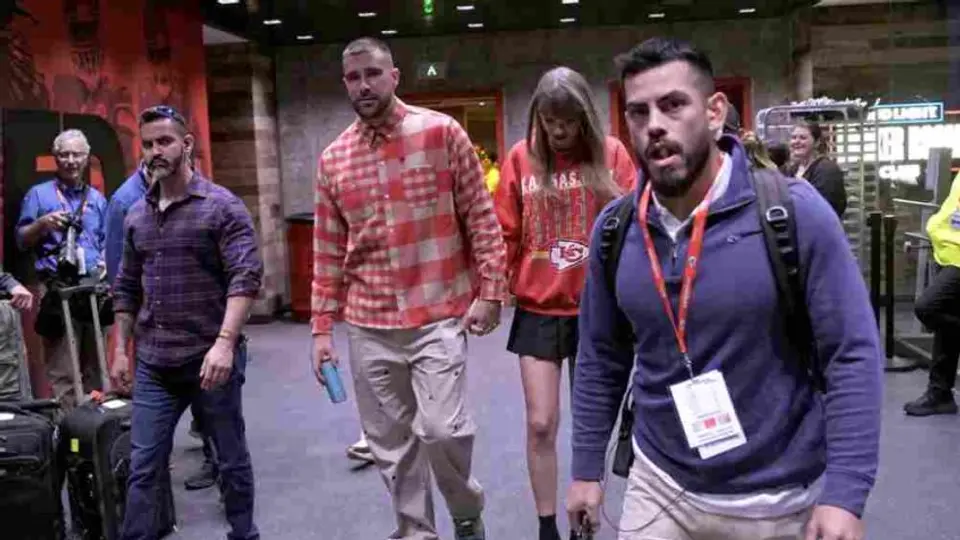 Taylor Swift y Travis Kelce "disparan" la búsqueda de nombres de bebés