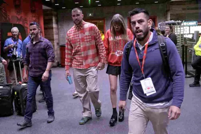 Taylor Swift y Travis Kelce "disparan" la búsqueda de nombres de bebés