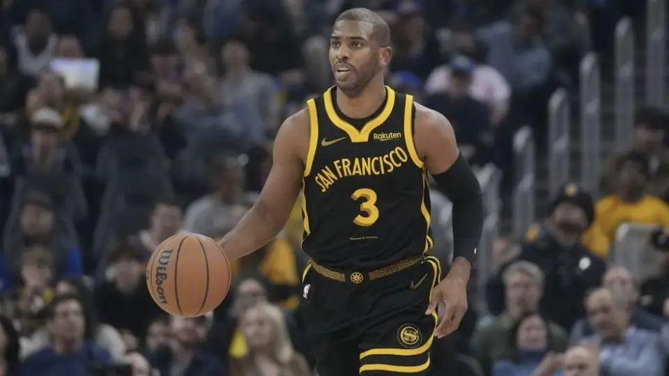 Chris Paul, guardia de los Warriors, se lesionó la mano y tendrá que ser operado