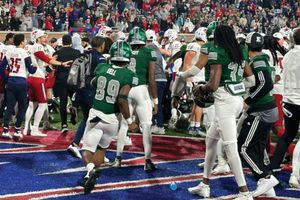 Tazón colegial termina con gran altercado entre jugadores de ambos equipos