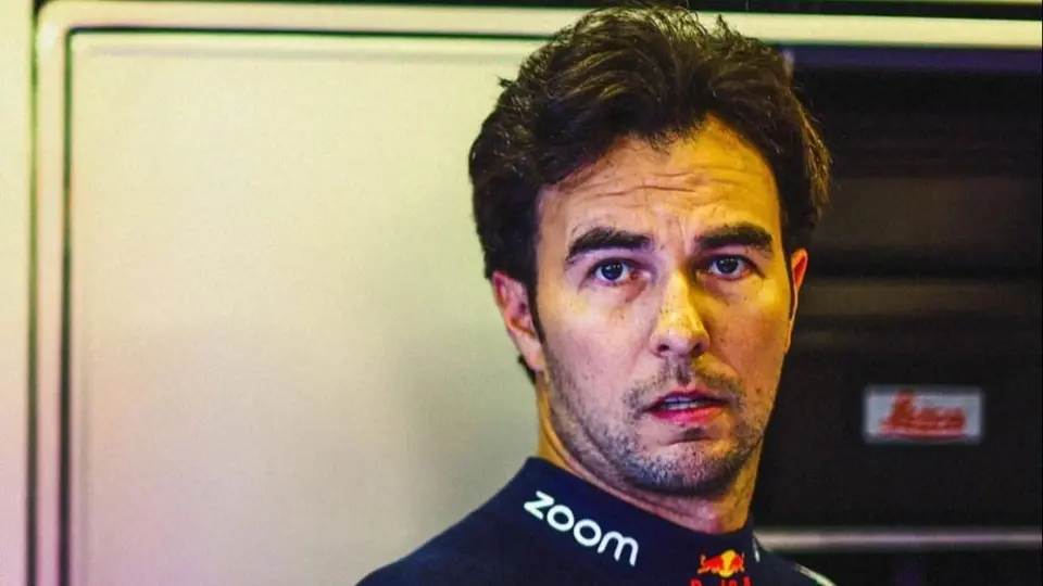 Checo Pérez se disculpa con comisarios por comentarios en la radio y libra sanción