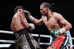 David Benavídez venció a Demetrius Andrade por TKO