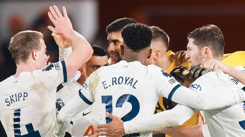 Premier: Richarlison y Kulusevski lideran el triunfo del Tottenham frente al Nottingham