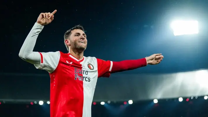 ¡Vale oro! Santi Giménez ya es el mexicano más costoso de la historia
