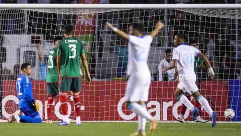 ¡Papelón! México cayó ante Honduras, en uno de sus peores partidos con Jimmy Lozano