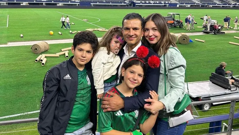 ¡Siempre a su lado! Esposa de Jaime Lozano muestra su apoyo durante entrenamiento del Tricolor