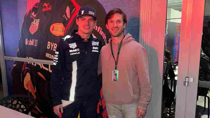 ¿Y Checo? Daniel Suárez, piloto de NASCAR, convivió con Verstappen en el GP de Las Vegas