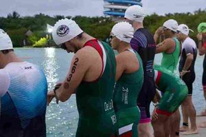 Atleta de 49 años falleció en el primer día del Triatlón de Xel-Há