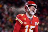 Patrick Mahomes marcha con mejor ritmo que Tom Brady en Finales de Conferencia