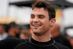 Pato O'Ward termina 15to en la Práctica 1 del Gran Premio de Abu Dhabi; George Russell domina