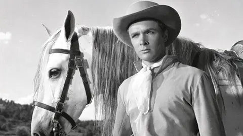 Gastón Santos Pue, rejoneador y actor, fallece a los 92 años de edad
