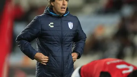 Guillermo Almada reconoció que sí lo habían elegido para dirigir a la Selección Mexicana
