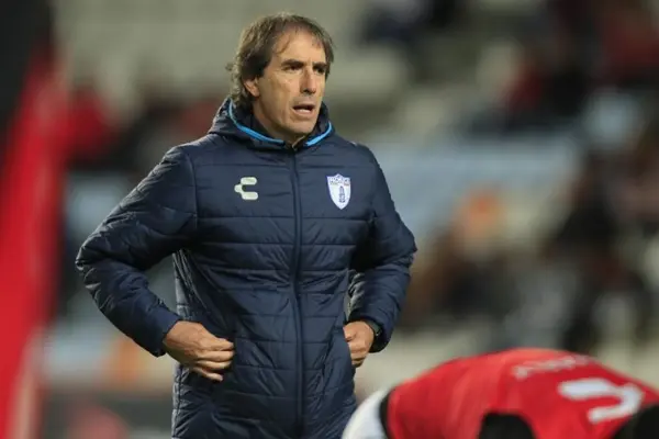 Guillermo Almada reconoció que sí lo habían elegido para dirigir a la Selección Mexicana