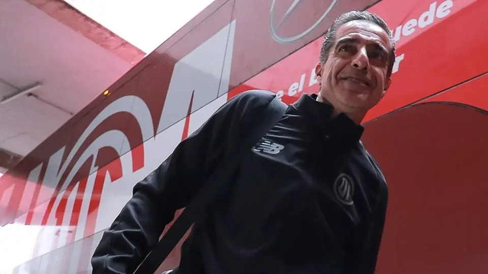 Renato Paiva aseguró que él no exigió a Alexis Vega pero está feliz con su llegada