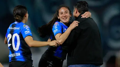 Liga MX Femenil: Deisy Ojeda sorprende con gol olímpico en el empate de Querétaro vs Juárez