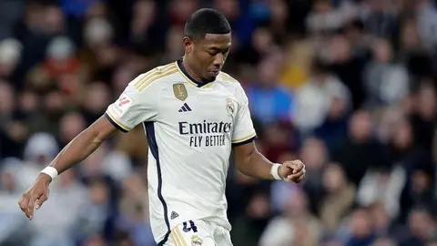 Real Madrid confirma la lesión de David Alaba y dice adiós al resto de la temporada