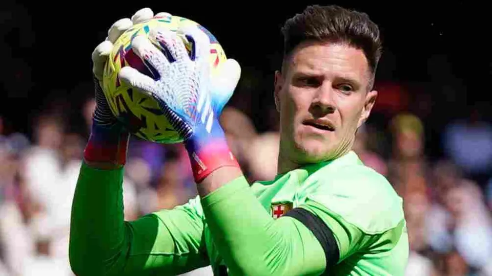 Ter Stegen fue operado con éxito, pero Barcelona no da tiempo de recuperación