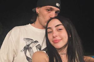 ¡Pura Doble P! Peso Pluma y Nicki Nicole reciben el 2024 más enamorados que nunca