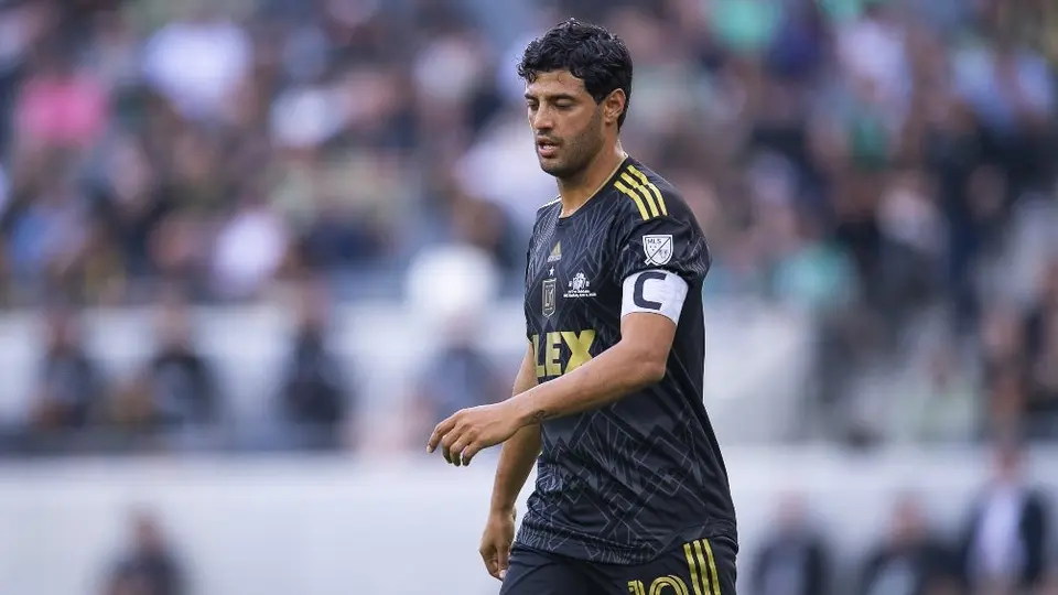 Carlos Vela sobre su posible retiro: 'A veces es mejor parar a tiempo que seguir arrastrándose'