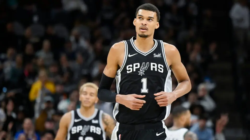 Victor Wembanyama apunta a ser el primero en la NBA en ganar mil millones de dólares en contratos