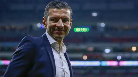 ¡Disfrutó al Sol! Jimmy Lozano asistió al concierto de Luis Miguel en la CDMX