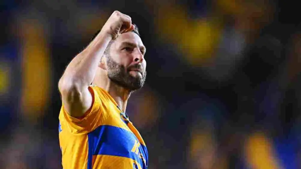 ¡Sin el goleador! Gignac apunta a iniciar en la banca ante Pumas en 'El Volcán'
