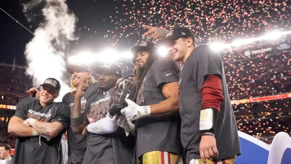 ¡Reconocimiento entre grandes! Los Warriors de Golden State hicieron un obsequio a los San Francisco 49ers